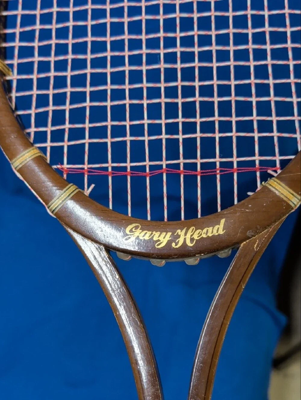 Head Wooden Tennis Racket in Brown with Red Strings - Picture 4 of 9